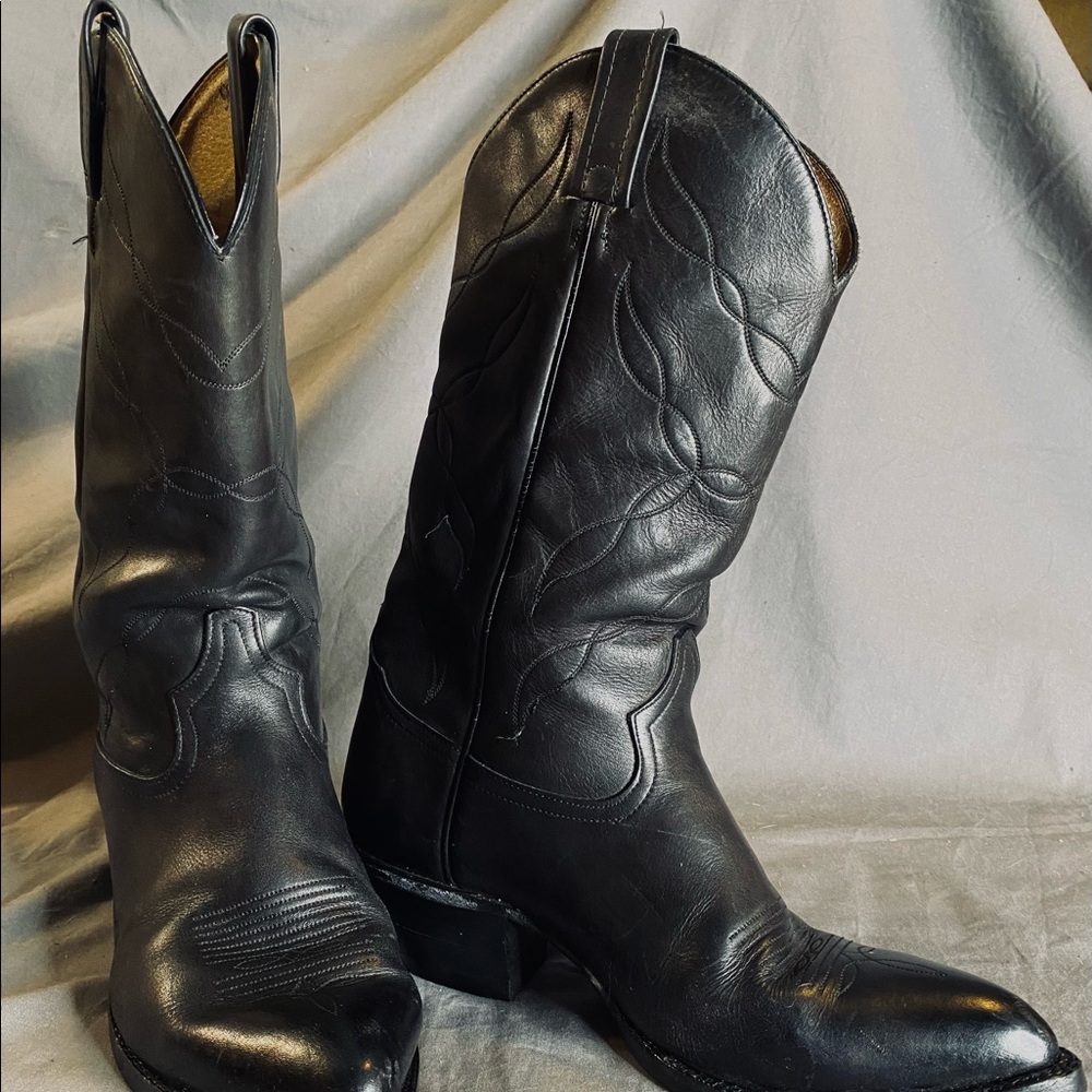 Tony Lama black men’s boots, size 9.5 D